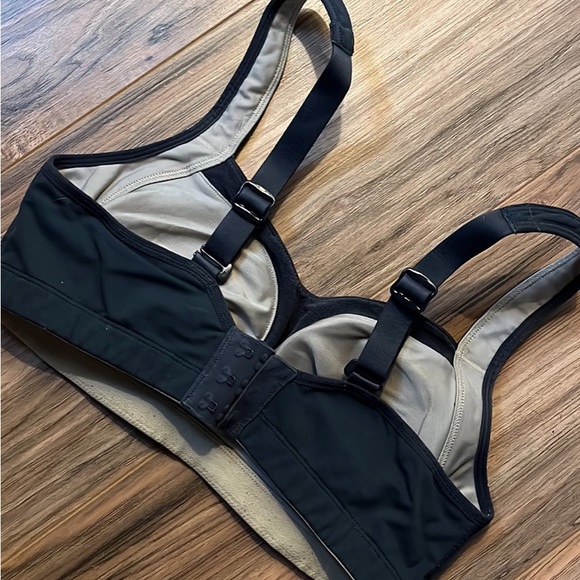 Lululemon Bra - Picture 2 of 2